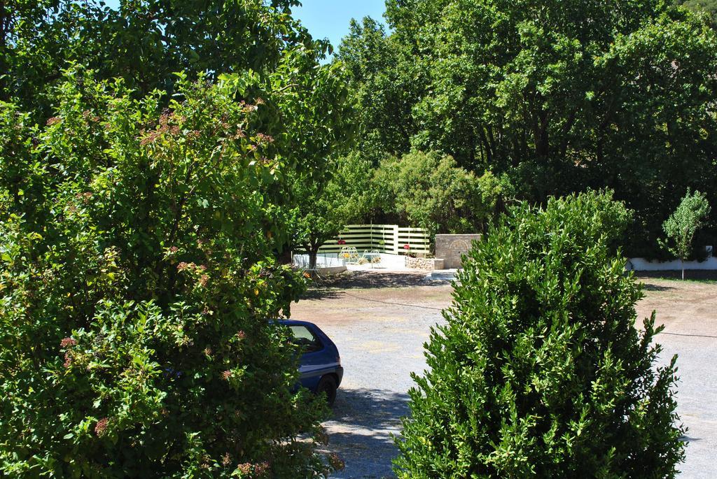 Guesthouse Eleftherios Kalavryta Extérieur photo